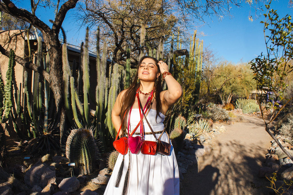 Adela Moneybag Mini Leather Crossbody