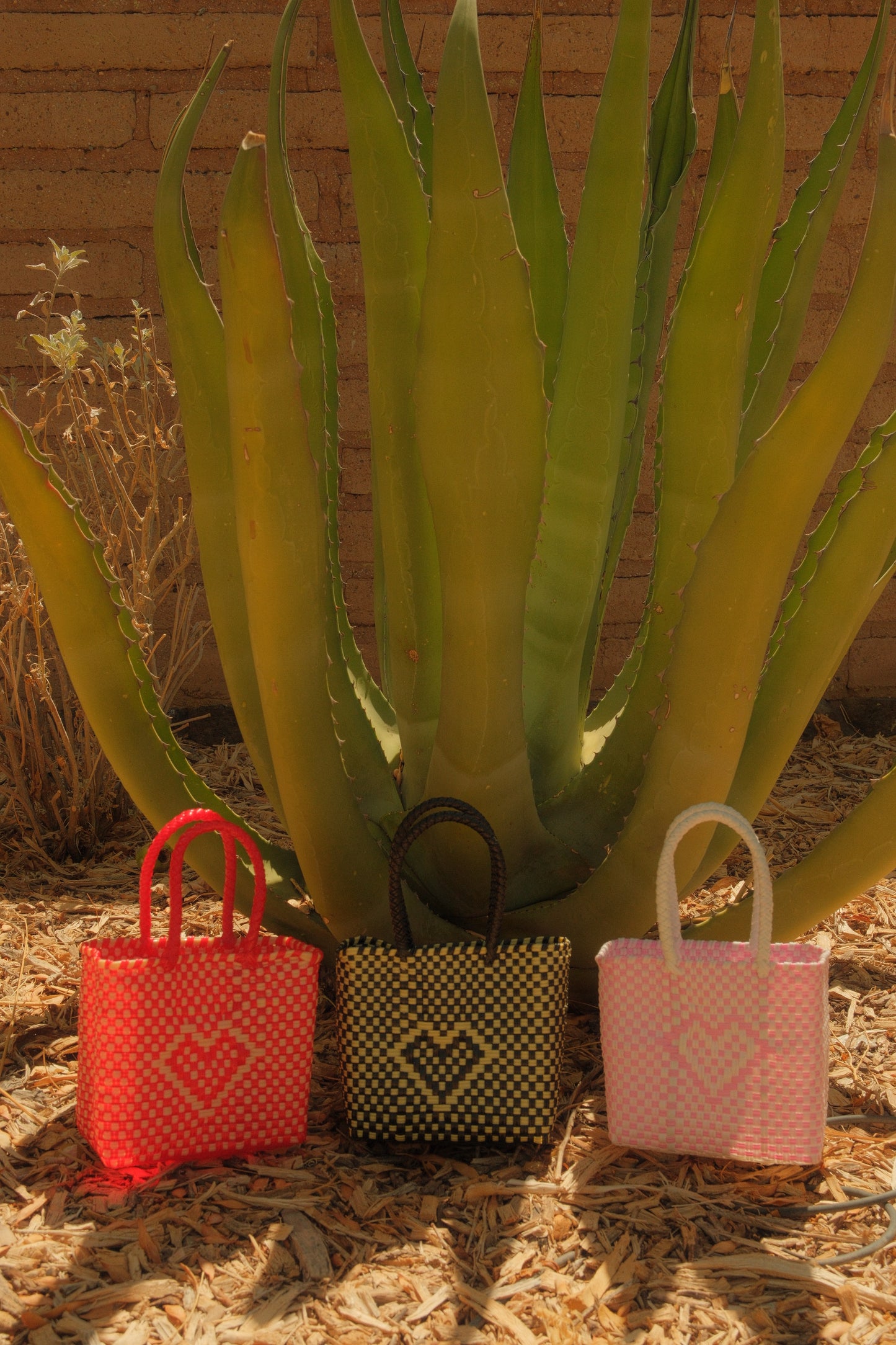 Mini Hand-woven Heart Tote