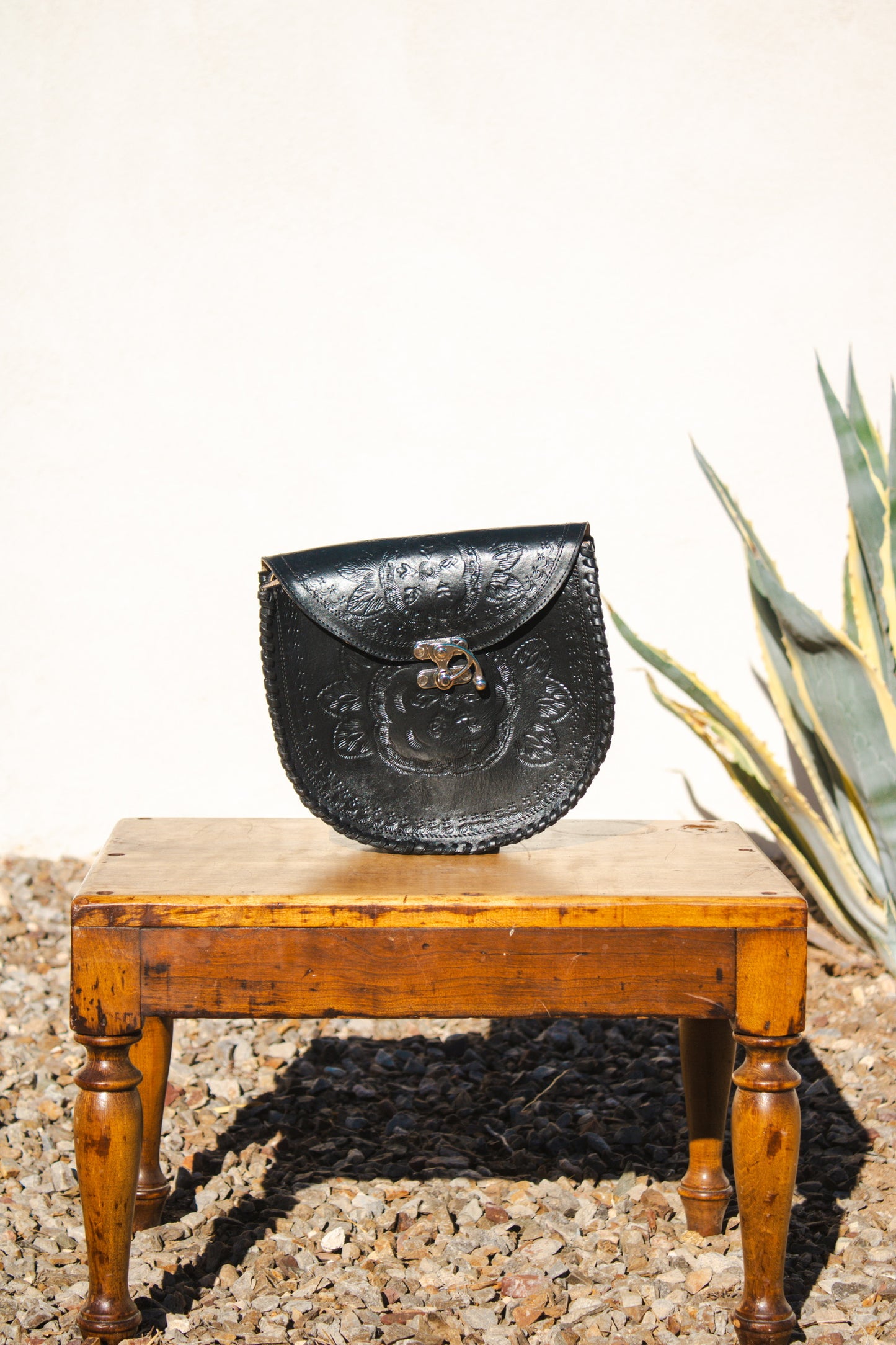 Negra Media Luna Leather Crossbody