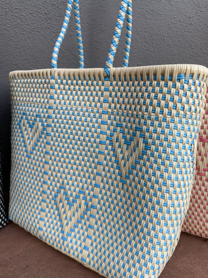 Amor Woven Tote